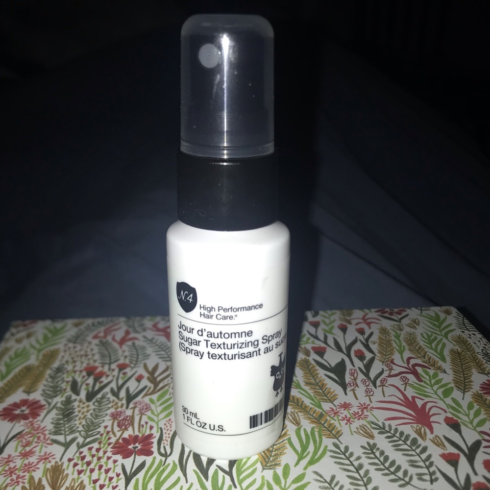 Number 4 Jour D’Automne Sugar Texturizing Spray